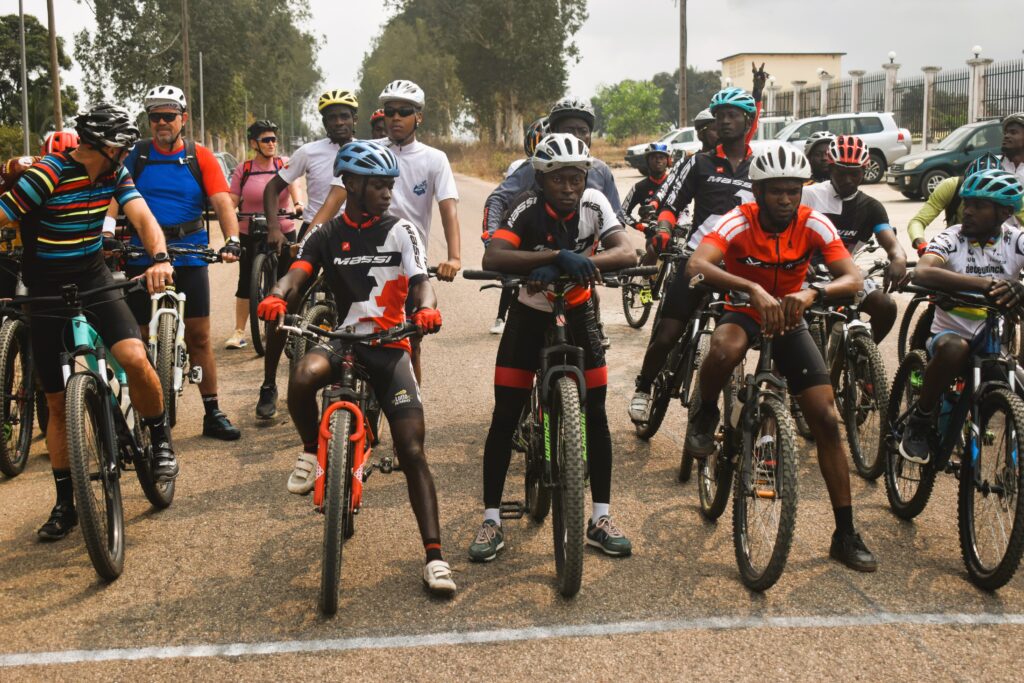 La boucle de Loango : La première édition de la course de VTT.