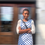 L’intelligence artificielle qui chante à la perfection les rythmes du monde – L’artiste 3.0 imaginée par Luisette KOBENA.